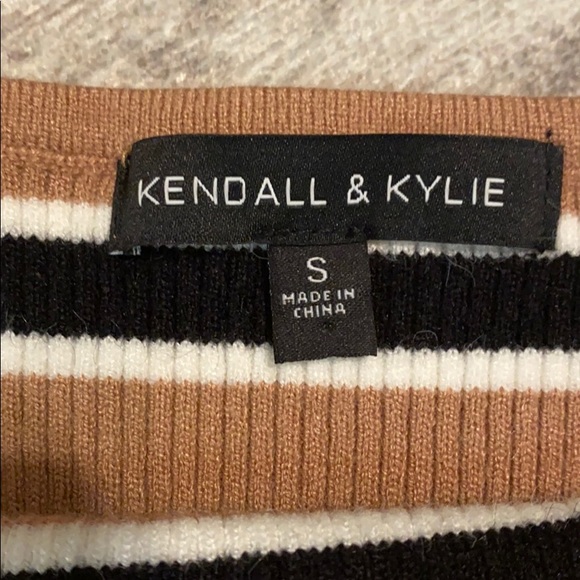 striped ribbed crop top- kendal and kylie - Picture 2 of 2